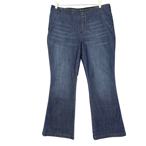 Chicos Jeans Womens 1.5S 10 Petite Blue Platinum Bootcut Pull On‎ Comfort Waist - Picture 1 of 12